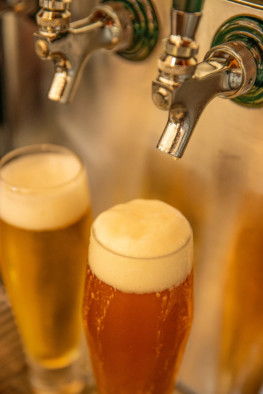 Draft beer being poured at Fremont Hills Country Club